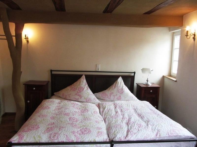 Haus Nostalgie Apartment Kleinheubach Ruang foto